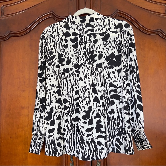 NWT Ba&sh Opus Blouse | Size 1 / US 4 | Black and Ecru, Puff Sleeve - Picture 9 of 16